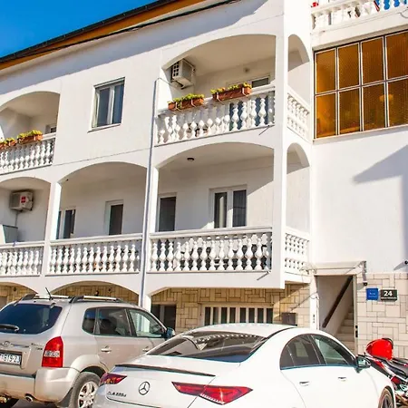 Apartments Curic Trogir Exterior photo
